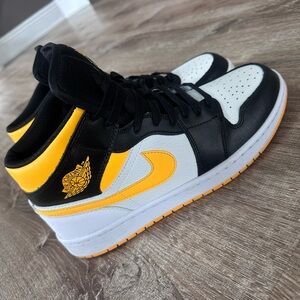 Nike Air Jordan 1 Mid Sneakers - Black, Yellow & White Mens Size 11